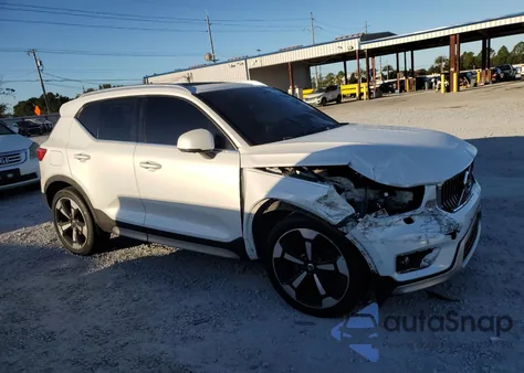 2019 Volvo Xc40 T5 Inscription из США, поврежденный, VIN YV4162UL5K2114549